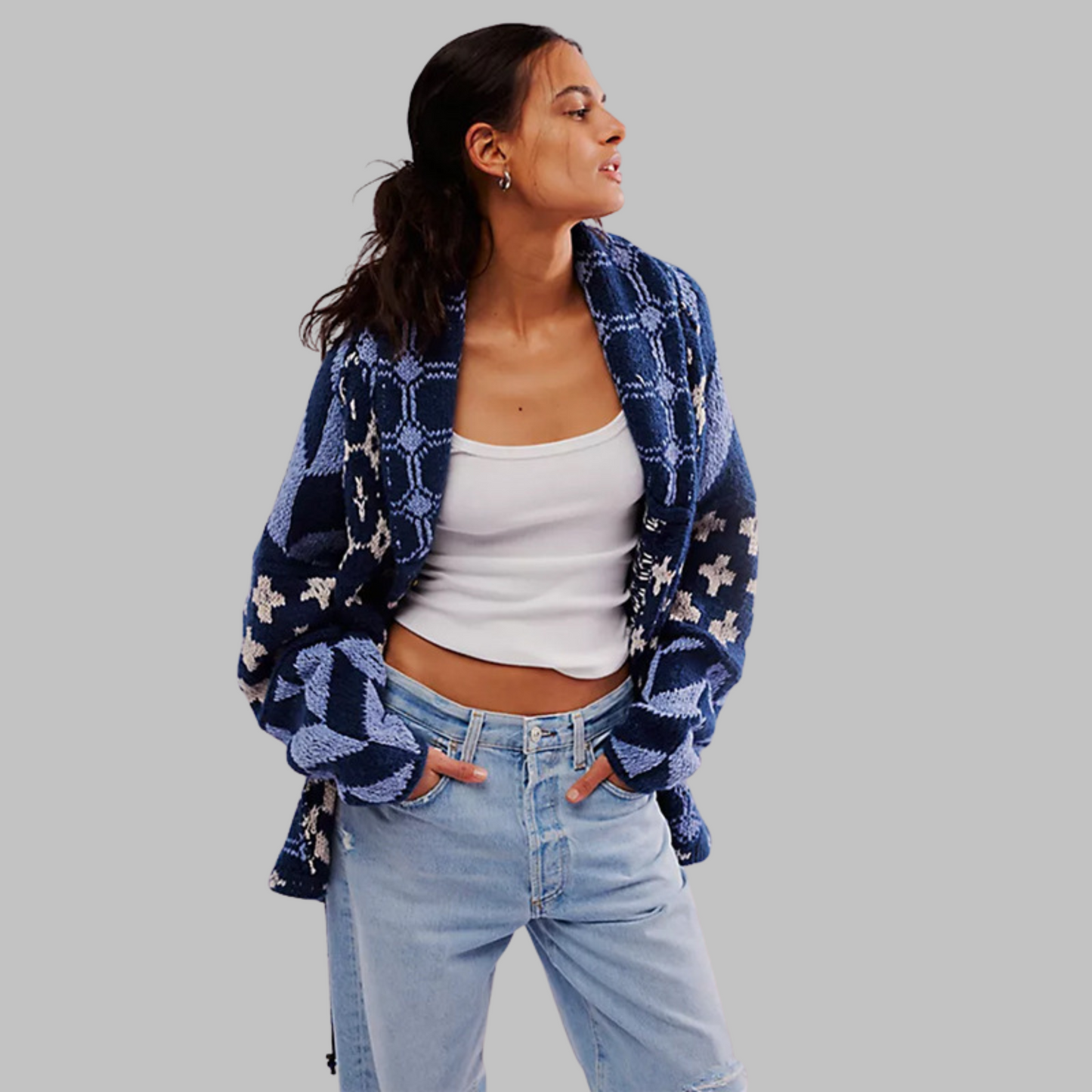 ESTERA | VINTAGE OVERSIZE CARDIGAN MIT KNÖPFEN, LANGEN ÄRMELN UND HEMDKRAGEN