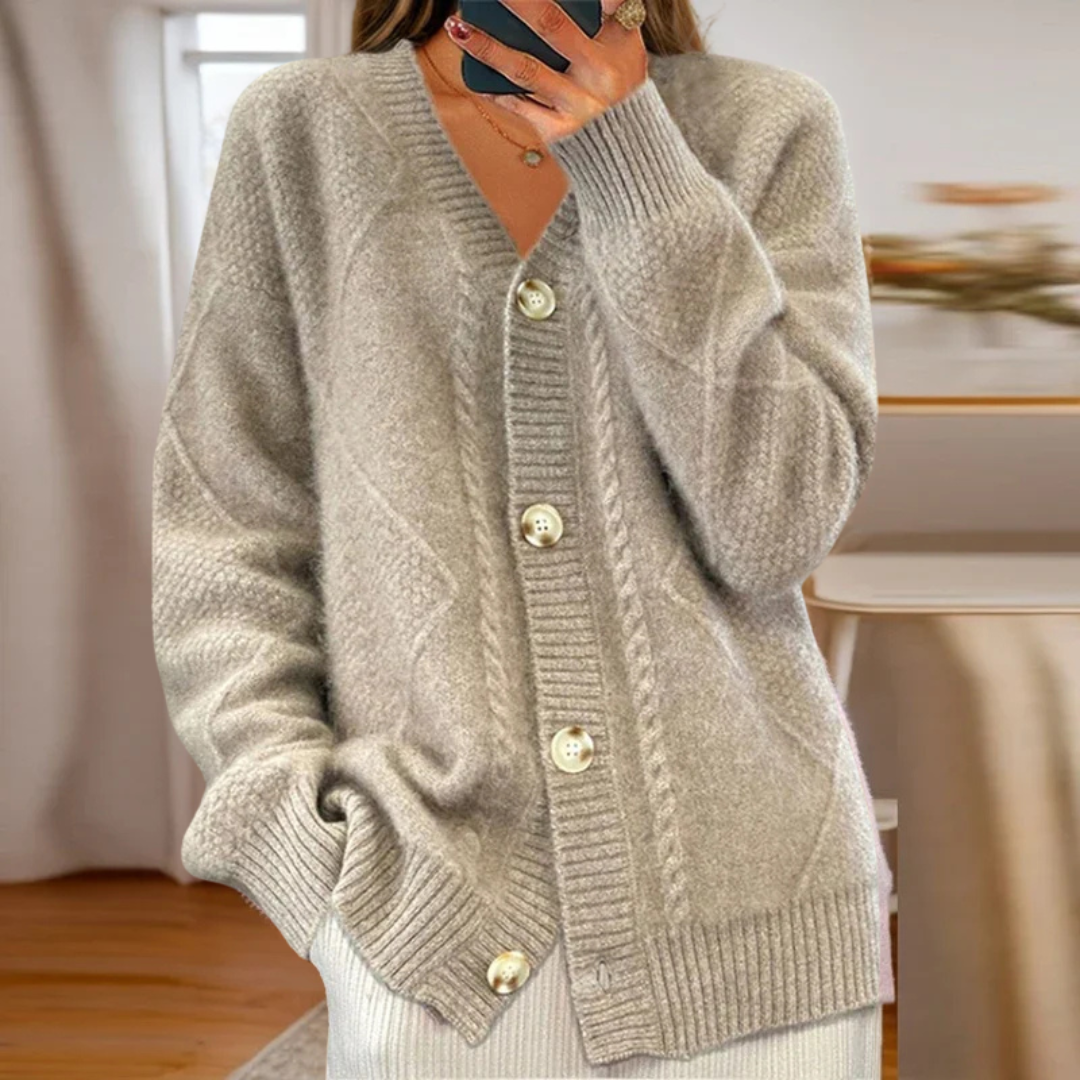 Éloise | Gemütlicher Kabelstrick-Cardigan