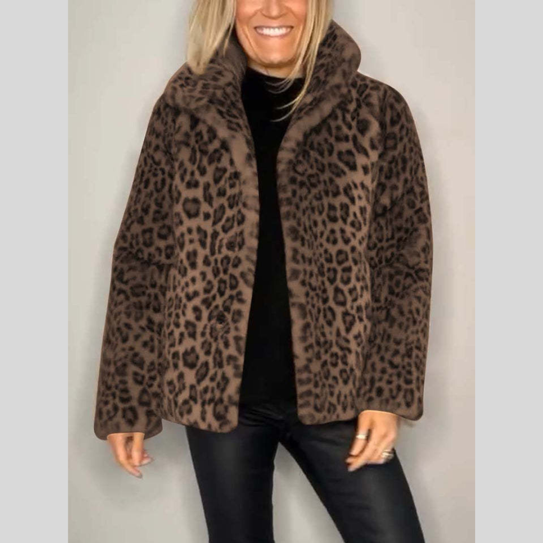 Dainna | Eleganter Leopardenmantel